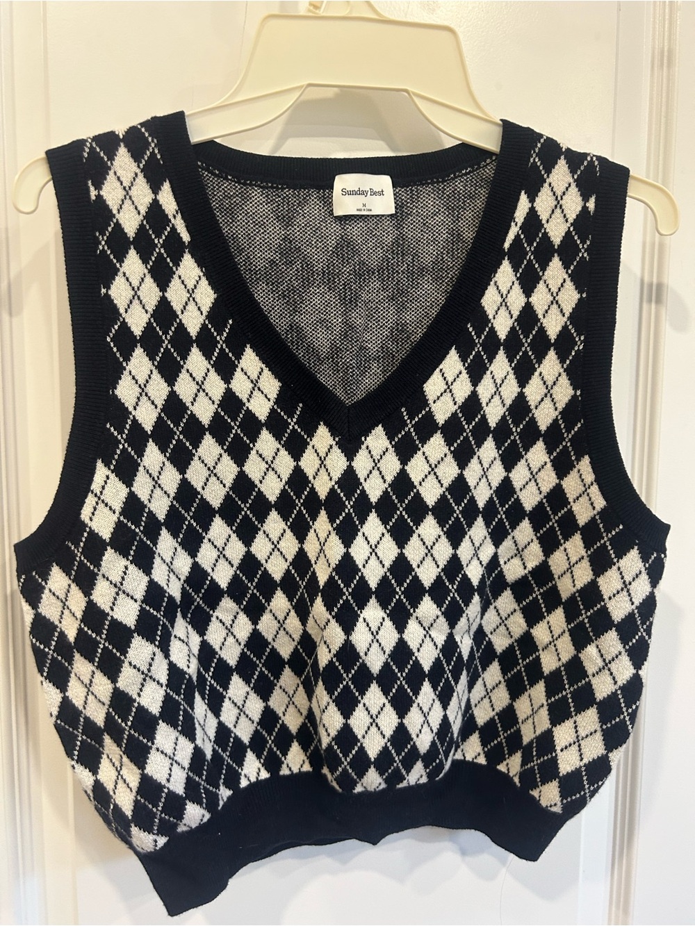 Sunday Best Black & White Argyle V-Neck Knit Vest